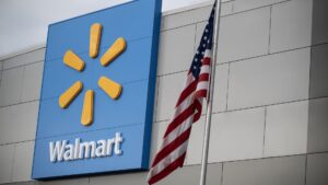 Walmart Increase Pay For Market Managers To 620 000 Annually