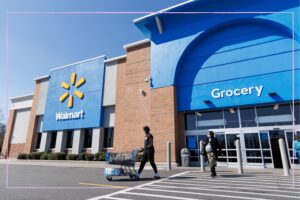 Why Walmart Closing Stores
