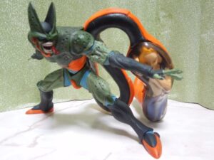 Dragon Ball Z Cell And Android 18 Statue